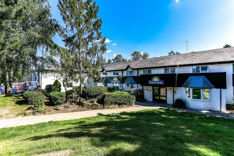 Days Inn Fleet M3