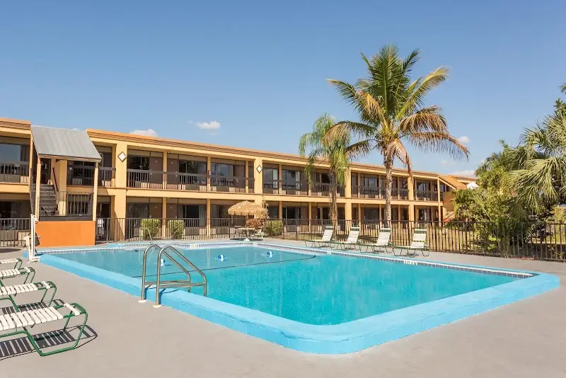 Travelodge by Wyndham Fort Myers/Cape Coral