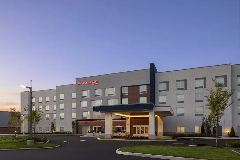 Hampton Inn & Suites by Hilton Long Island Farmingdale