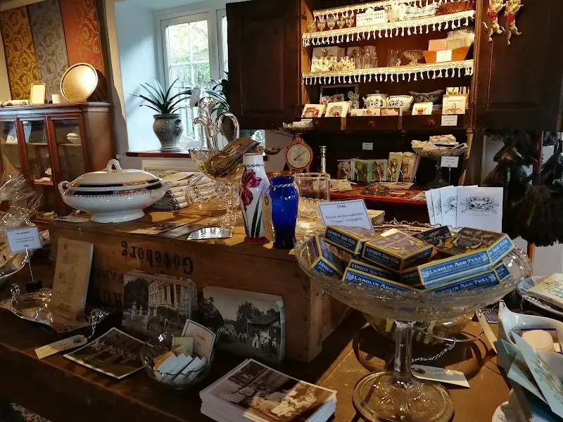 Nääs Slottsbod och Kaffestuga - museibutik/reception/information/kafé