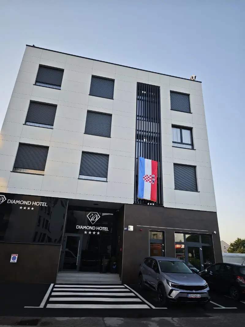 Diamond Hotel