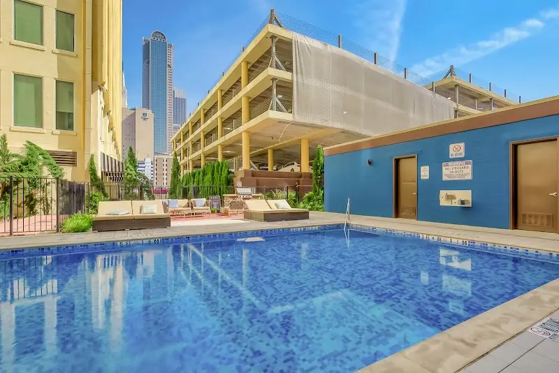 Amyfinehouse Luxury Downtown Stay
