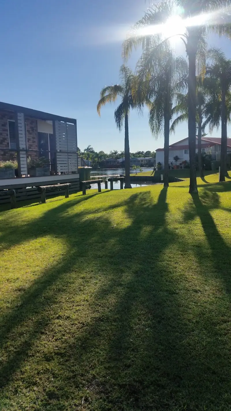 Paradise Lake Resort
