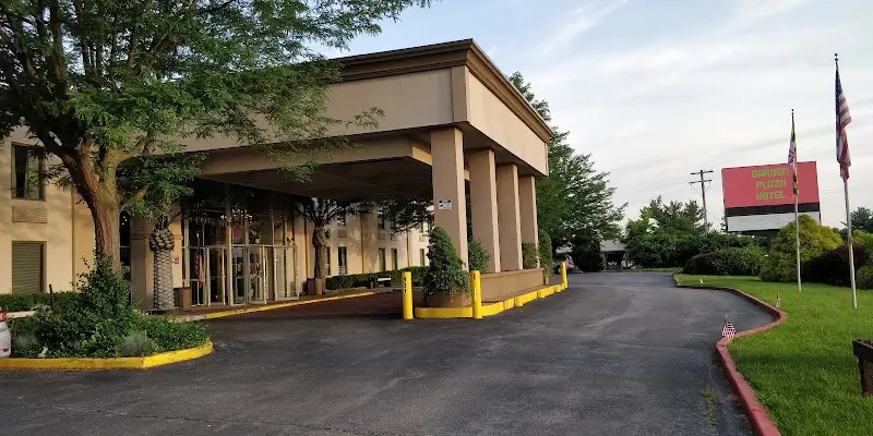 Garden Plaza Hotel