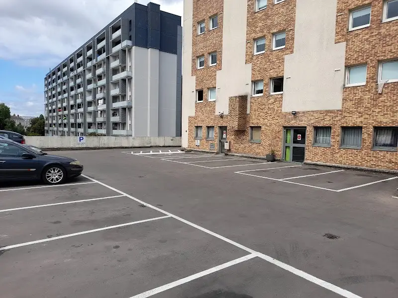 IBIS BUDGET FRESNES