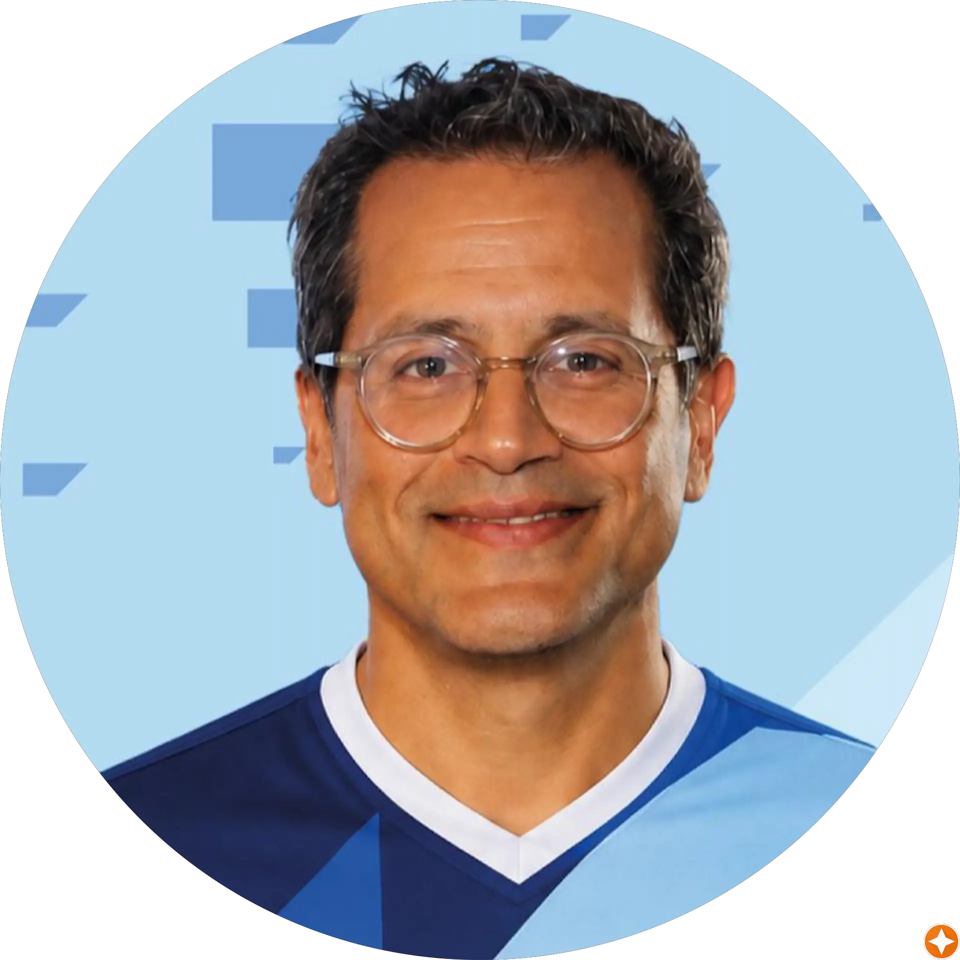 Luis M Torres