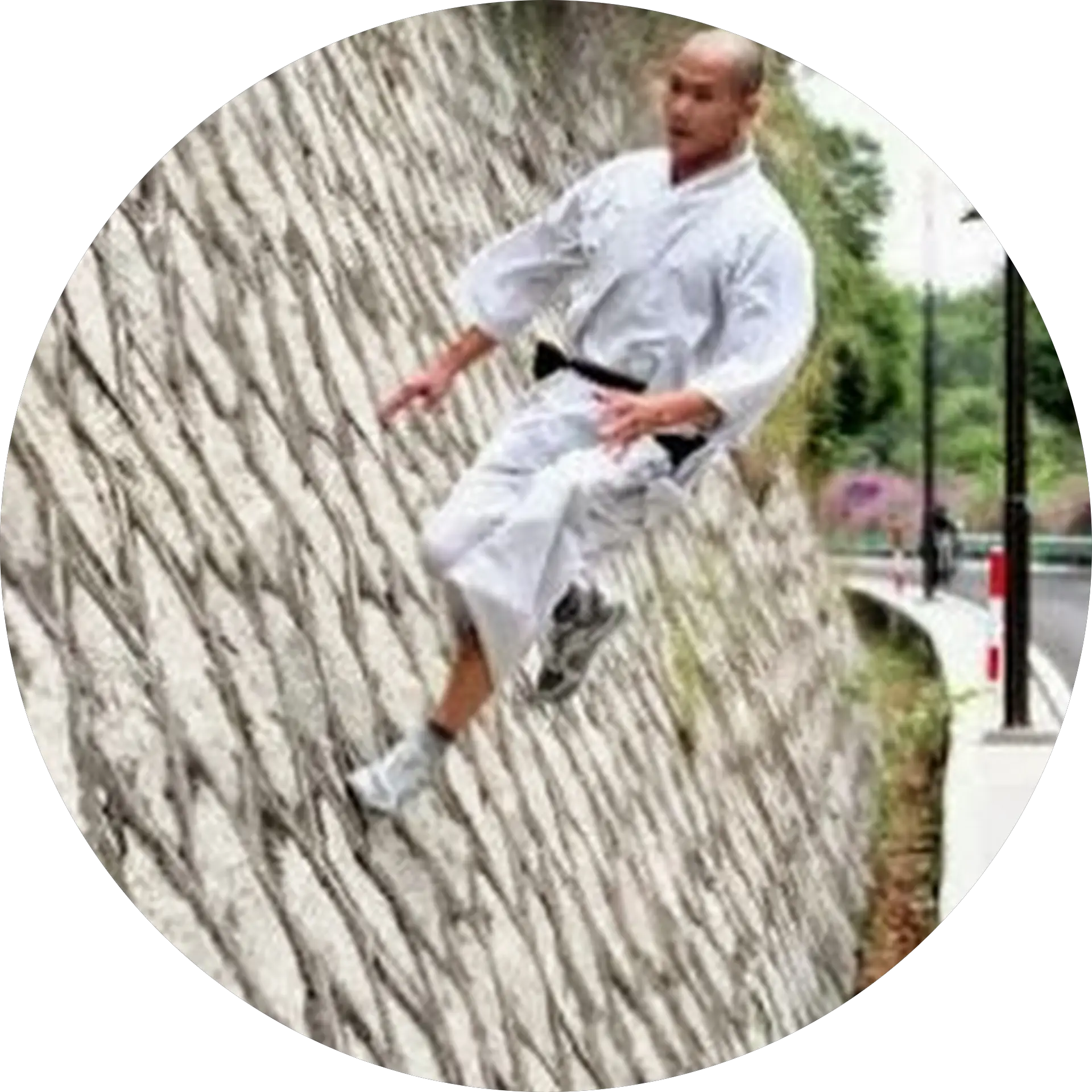 Andrew Huong