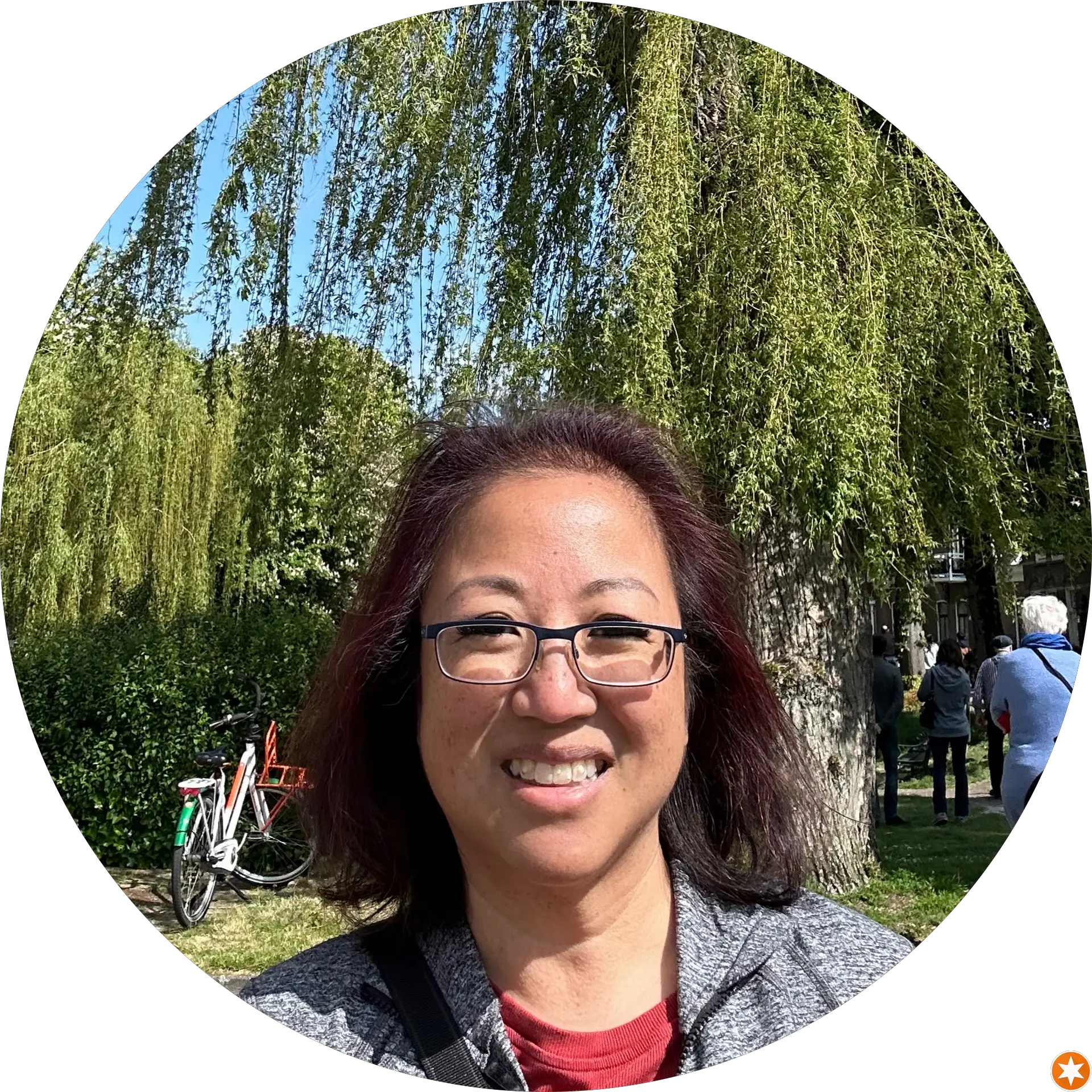 B T (AwesomeMom Actual)
