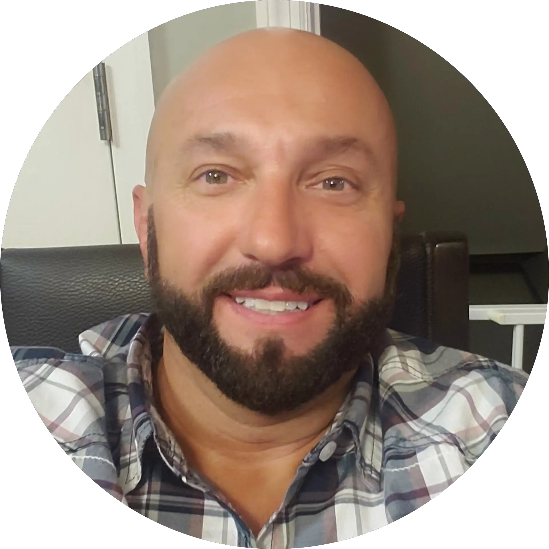 Scott Comia