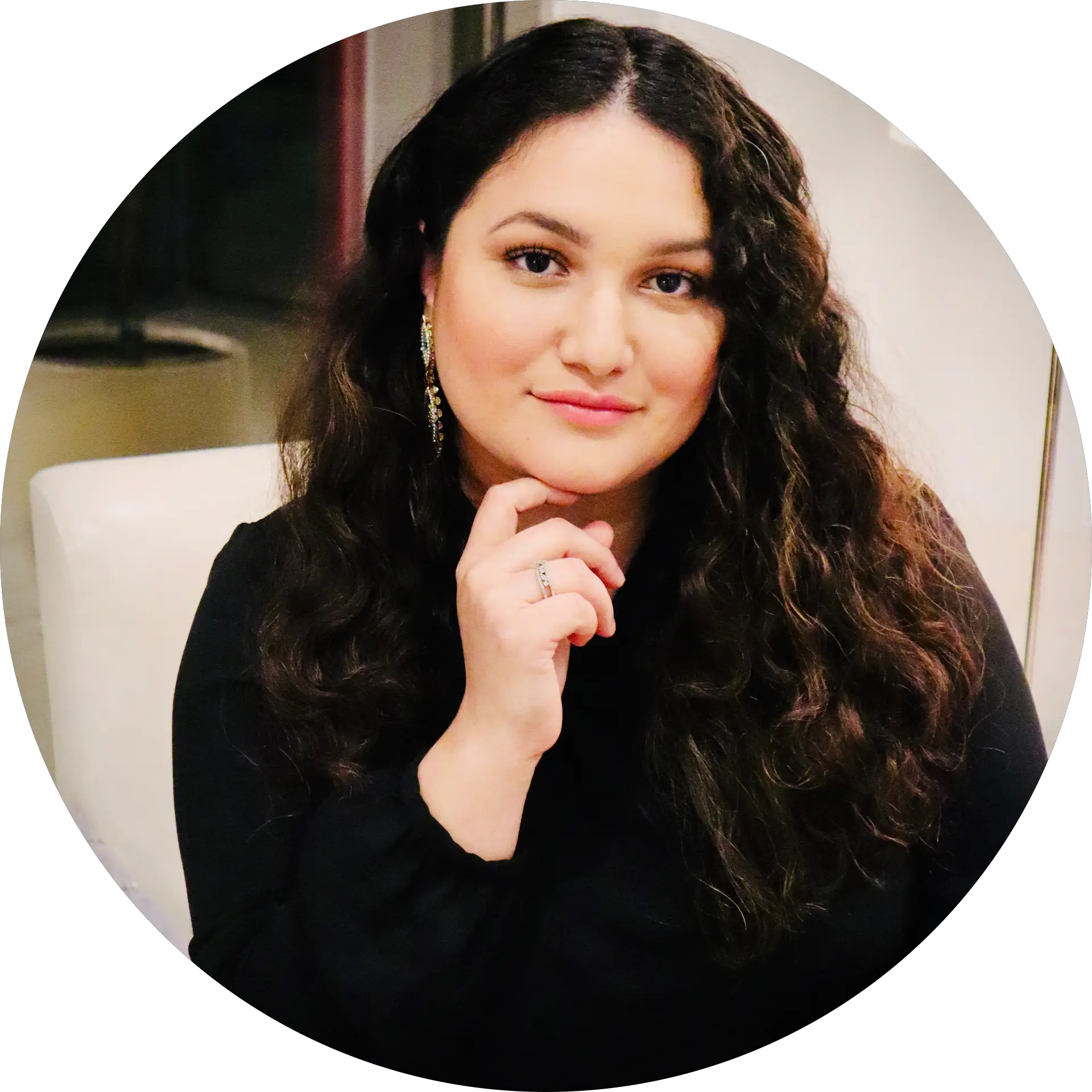 Gabriela E. Yanes