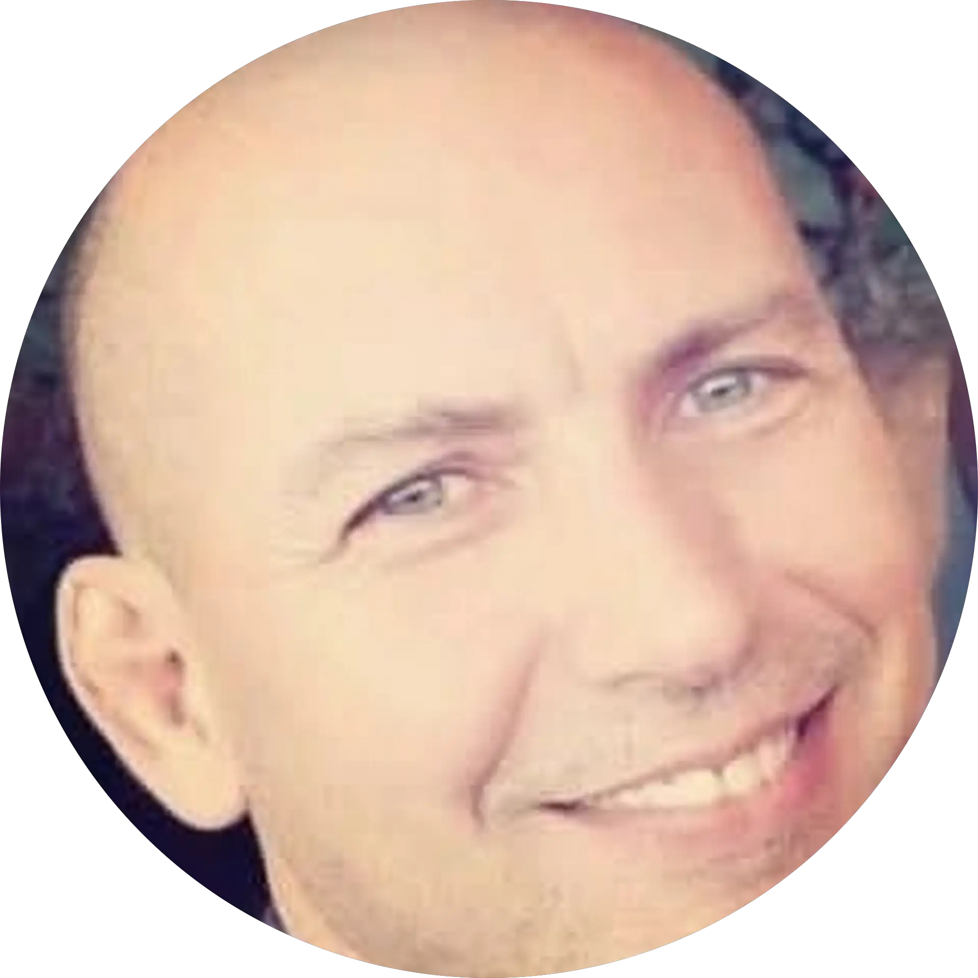 Mauro Cruz