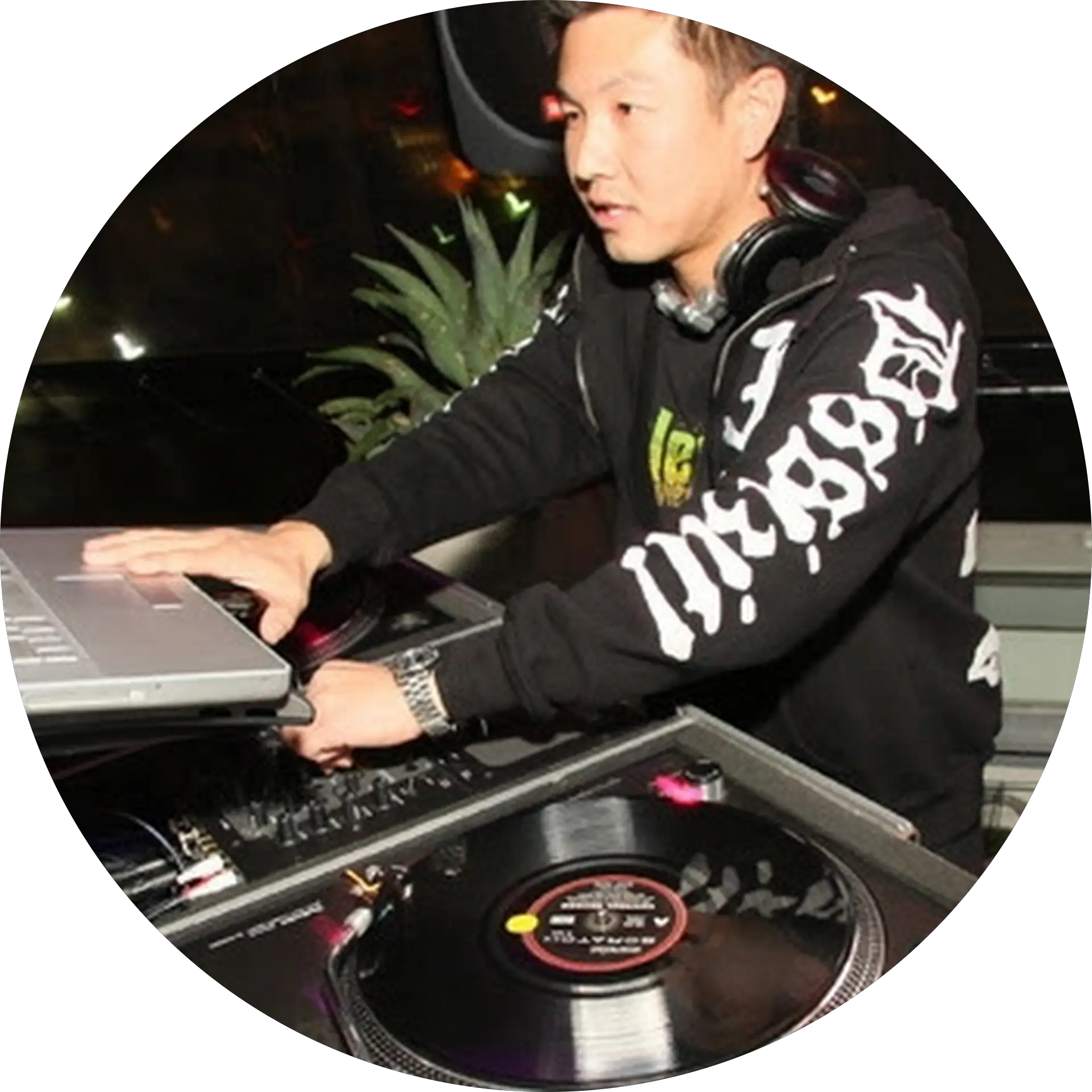 JAMES tha Dj