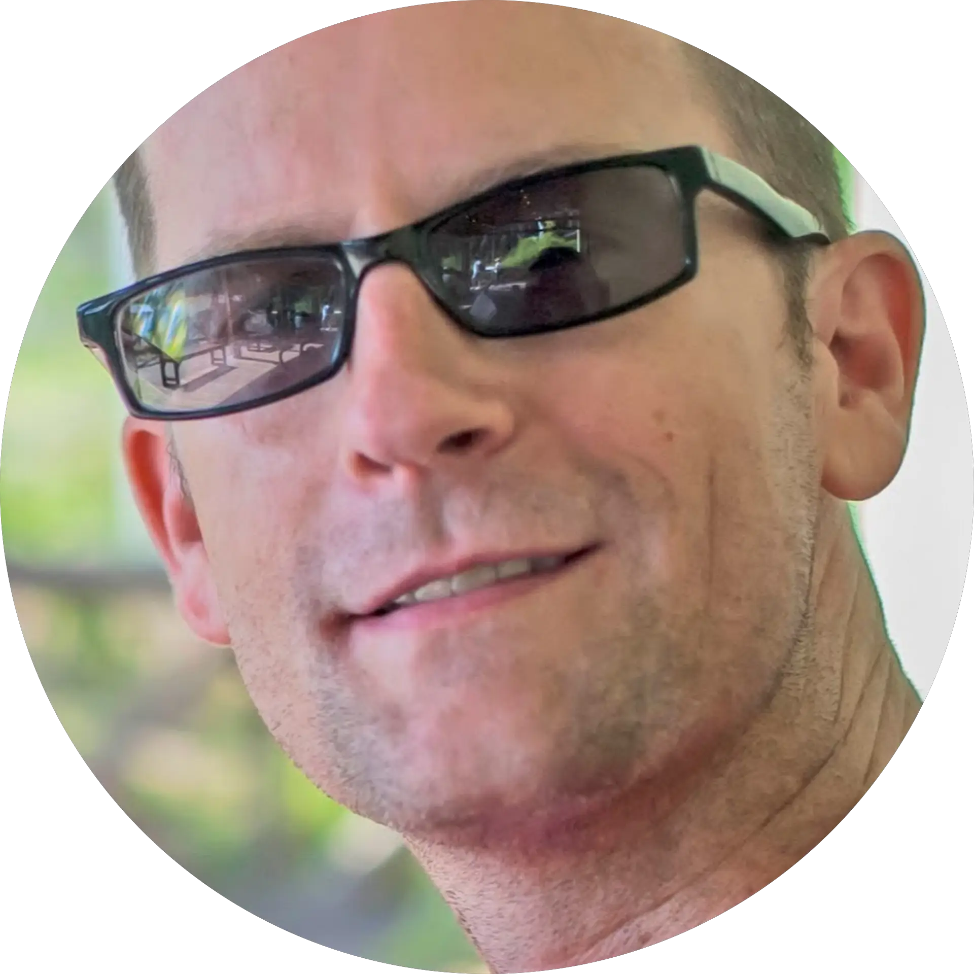 Steve Lewis