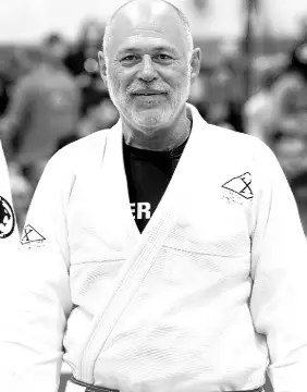 MAURICIO GOMES